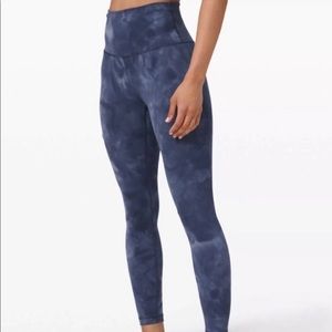 Lululemon Wunder Train High Rise Tight Size 2